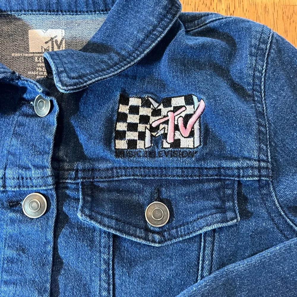Girls MTV Jean Jacket Size Large 10/12 90’s throw Back